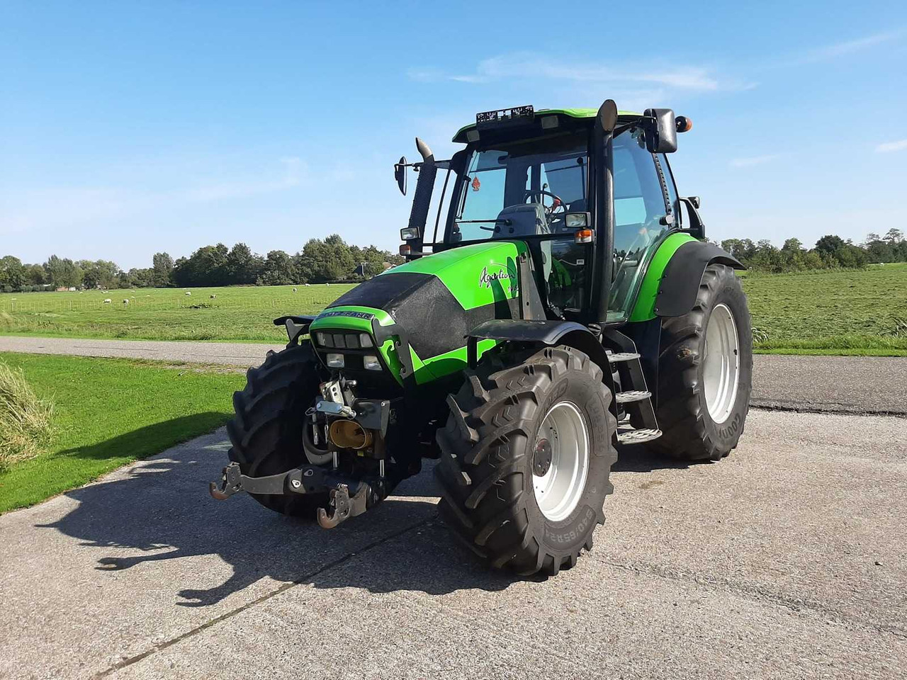 Deutz-Fahr Agrotron 108 - Трактор: фото 3 Deutz-Fahr Agrotron 108 - Трактор: фото 3