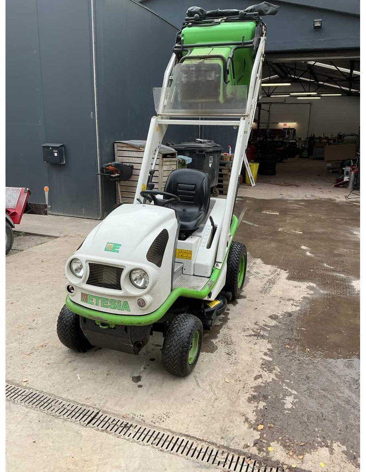Etesia Buffalo - Газонокосилка: фото 1 Etesia Buffalo - Газонокосилка: фото 1