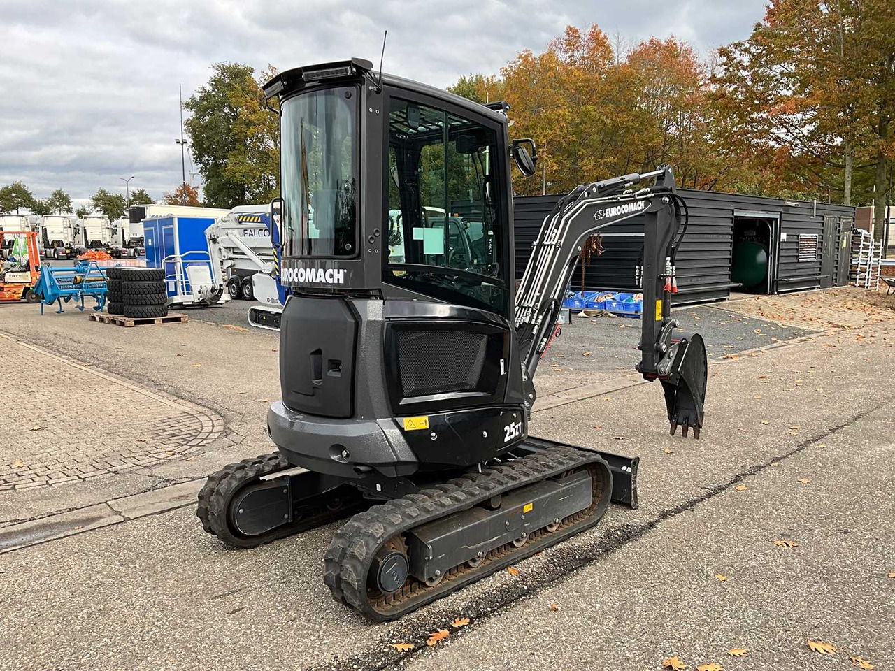 Eurocomach 25ZT - Мини-экскаватор: фото 5 Eurocomach 25ZT - Мини-экскаватор: фото 5