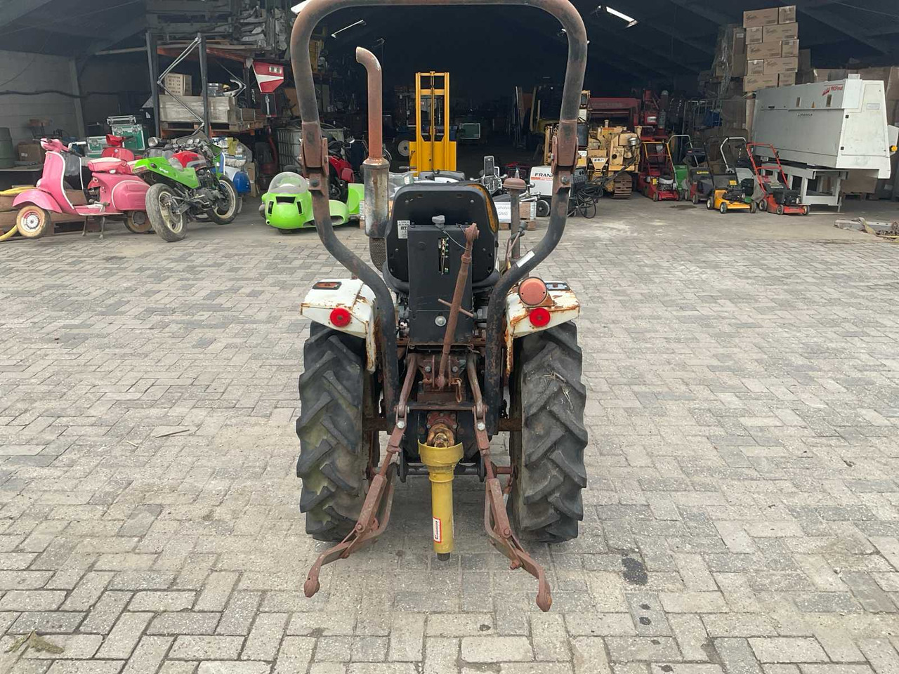 Eurotrac VST 180D - Минитрактор: фото 5 Eurotrac VST 180D - Минитрактор: фото 5