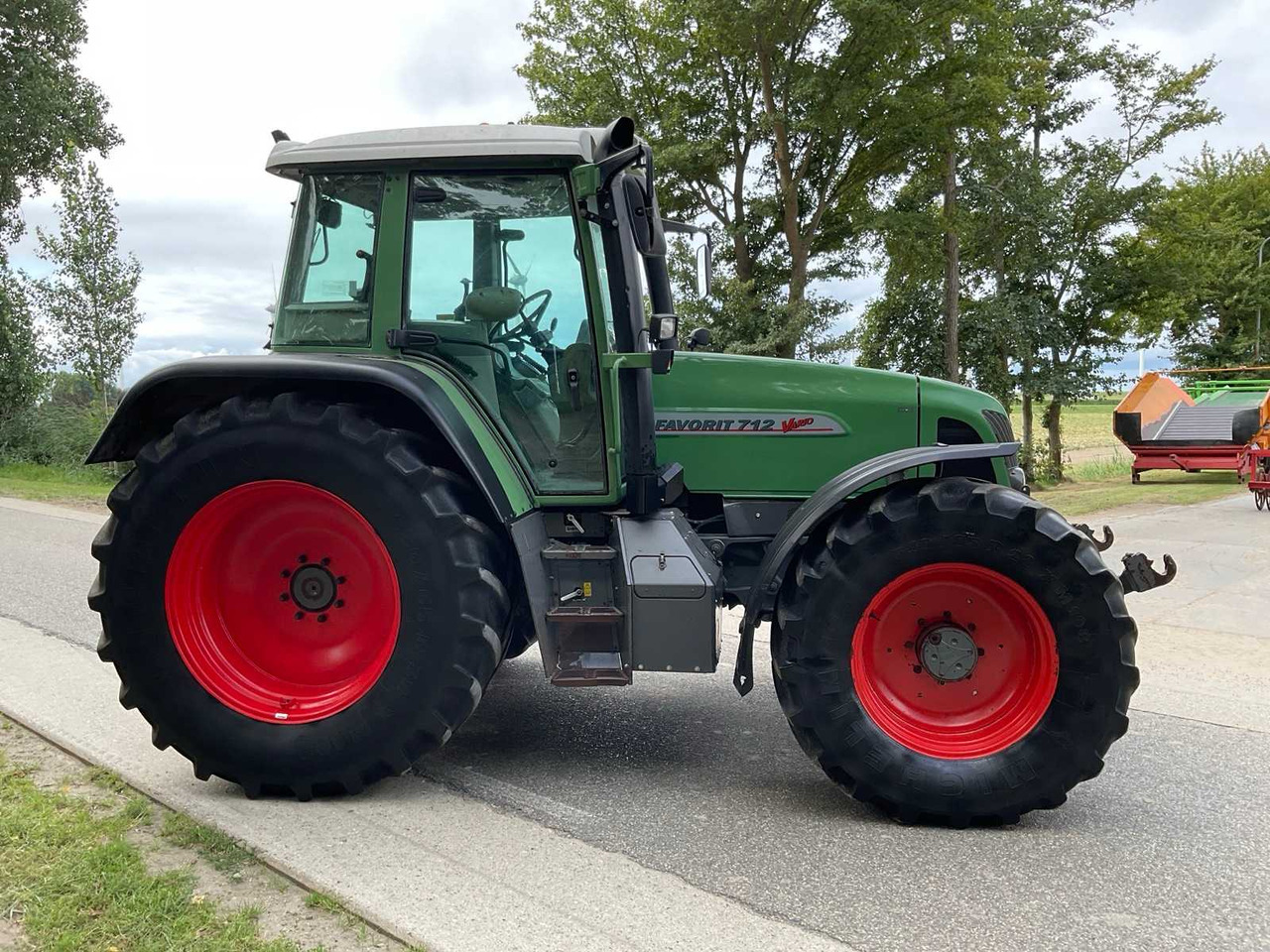 Fendt 712 Vario - Трактор: фото 5 Fendt 712 Vario - Трактор: фото 5