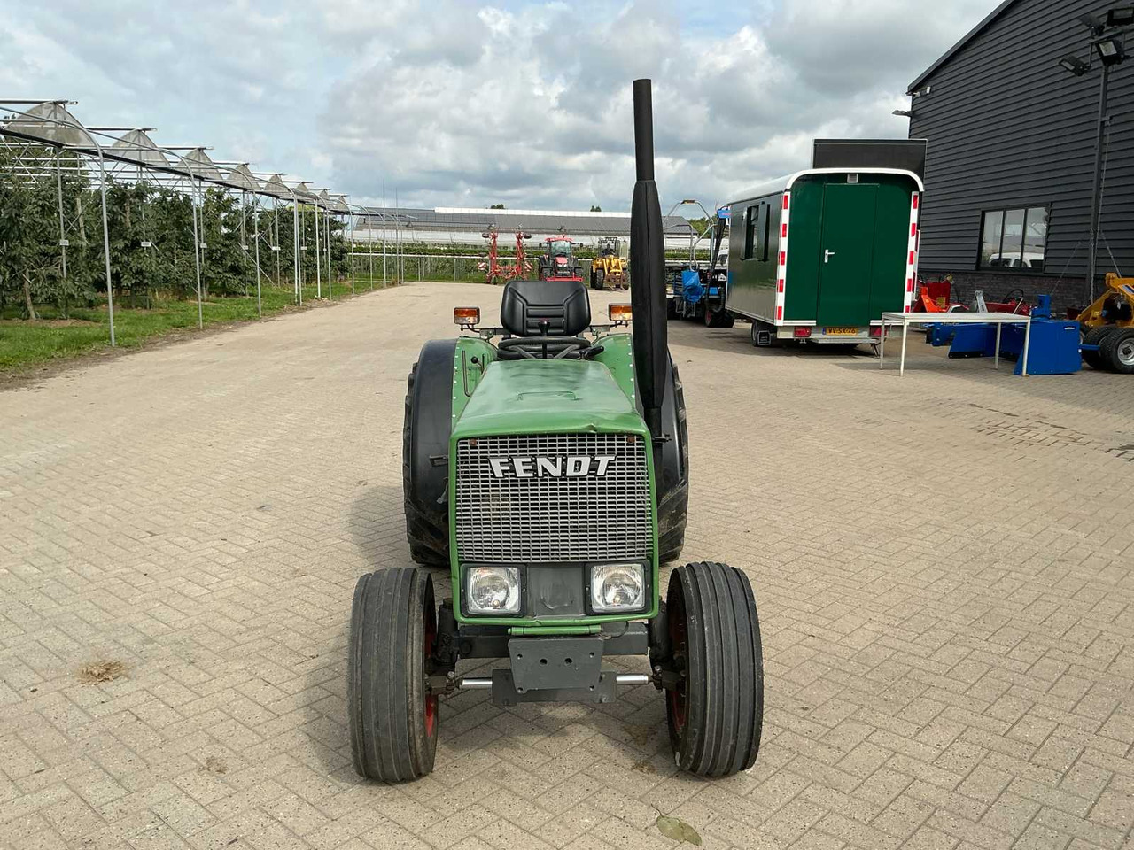 Fendt Farmer 200V - Минитрактор: фото 2 Fendt Farmer 200V - Минитрактор: фото 2