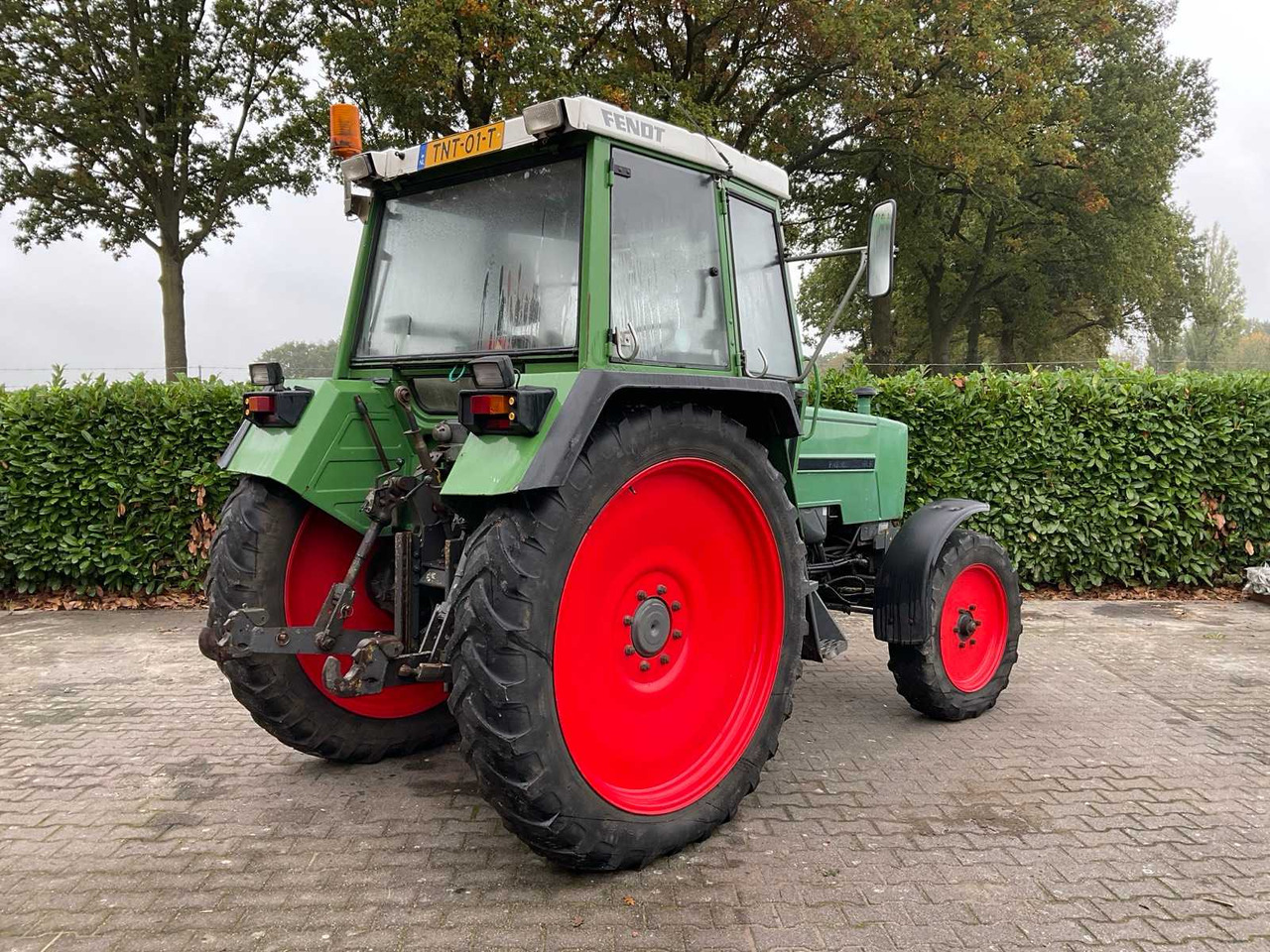 Fendt Farmer 306LS Turbomatik - Трактор: фото 5 Fendt Farmer 306LS Turbomatik - Трактор: фото 5