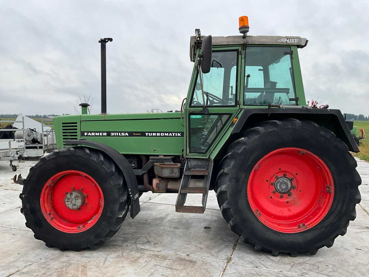 Fendt Farmer 312 LSA - Трактор: фото 5 Fendt Farmer 312 LSA - Трактор: фото 5
