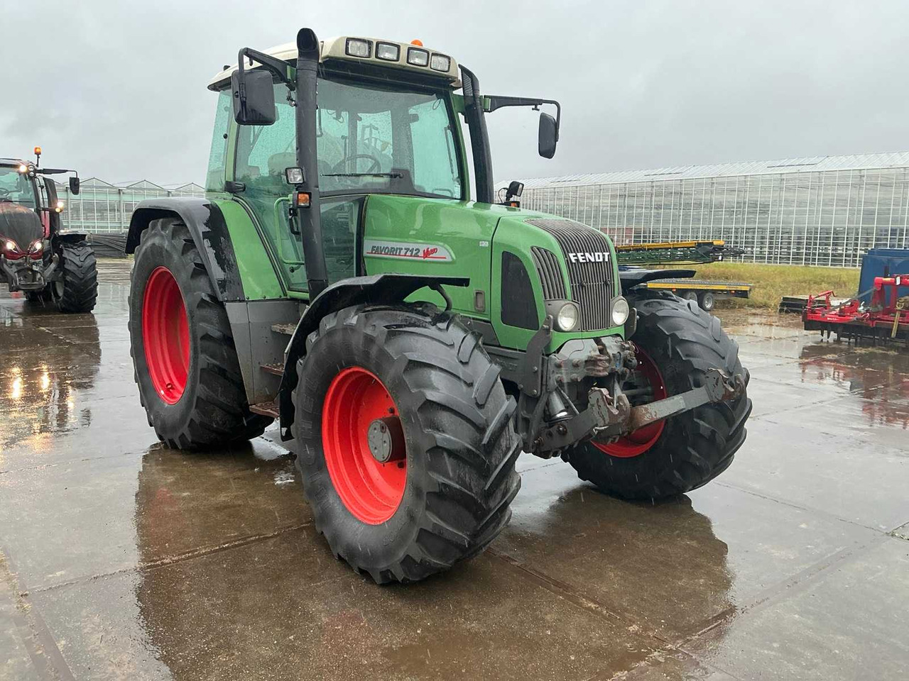 Fendt Favorit 712 Vario - Трактор: фото 4 Fendt Favorit 712 Vario - Трактор: фото 4