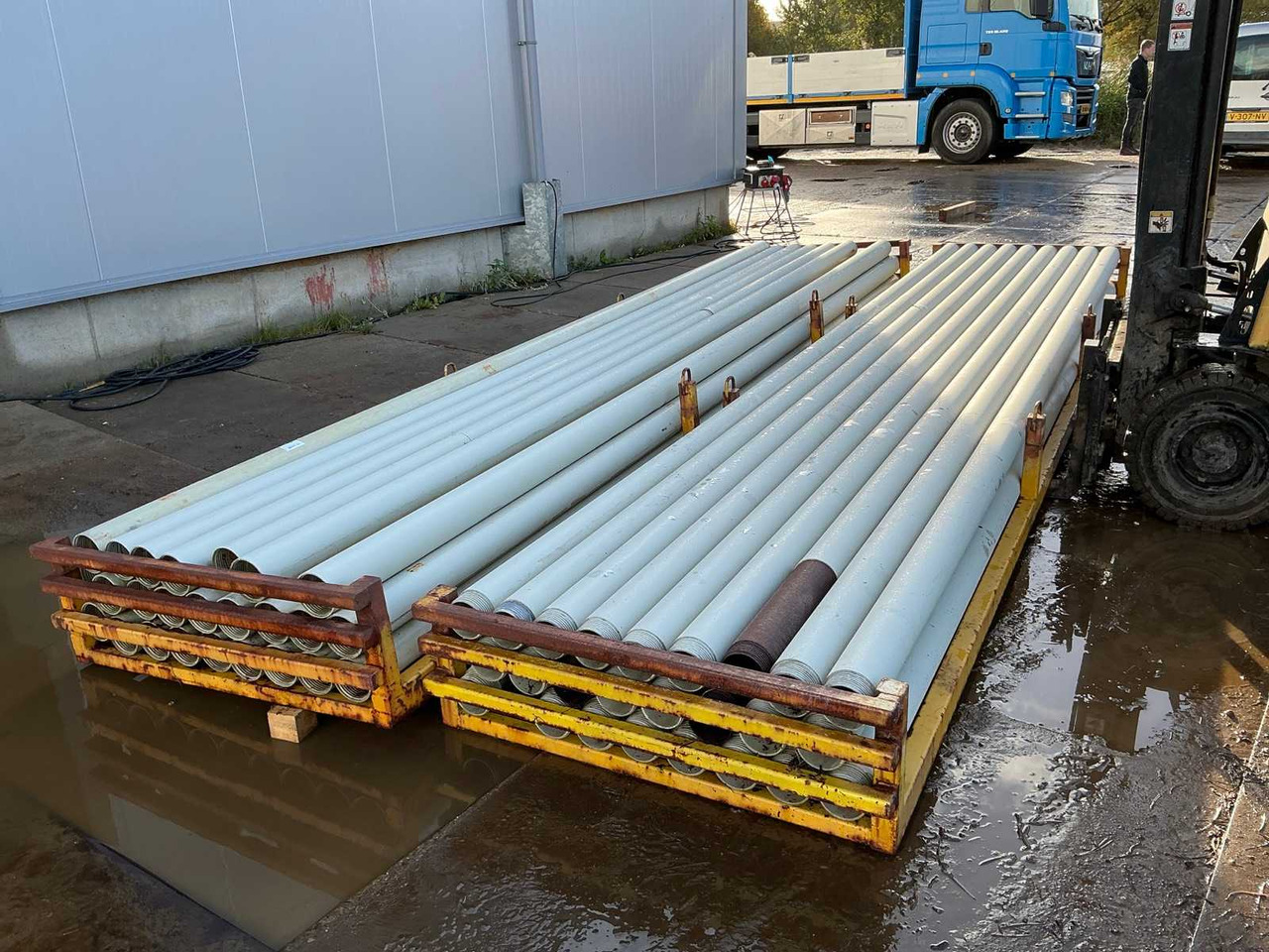 Filling tube/chute (50x) - Техника для обработки почвы: фото 1 Filling tube/chute (50x) - Техника для обработки почвы: фото 1