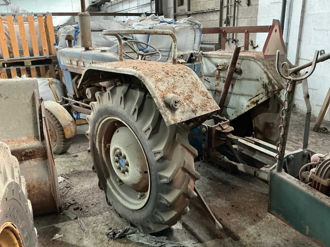 Ford 3000 - Трактор: фото 5 Ford 3000 - Трактор: фото 5
