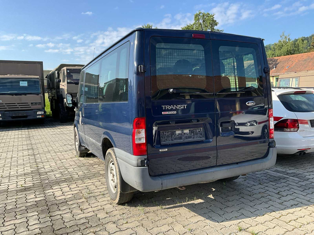 2011 FORD TRANSIT TREND 330 2.4D BUS - Фургон: фото 4 2011 FORD TRANSIT TREND 330 2.4D BUS - Фургон: фото 4