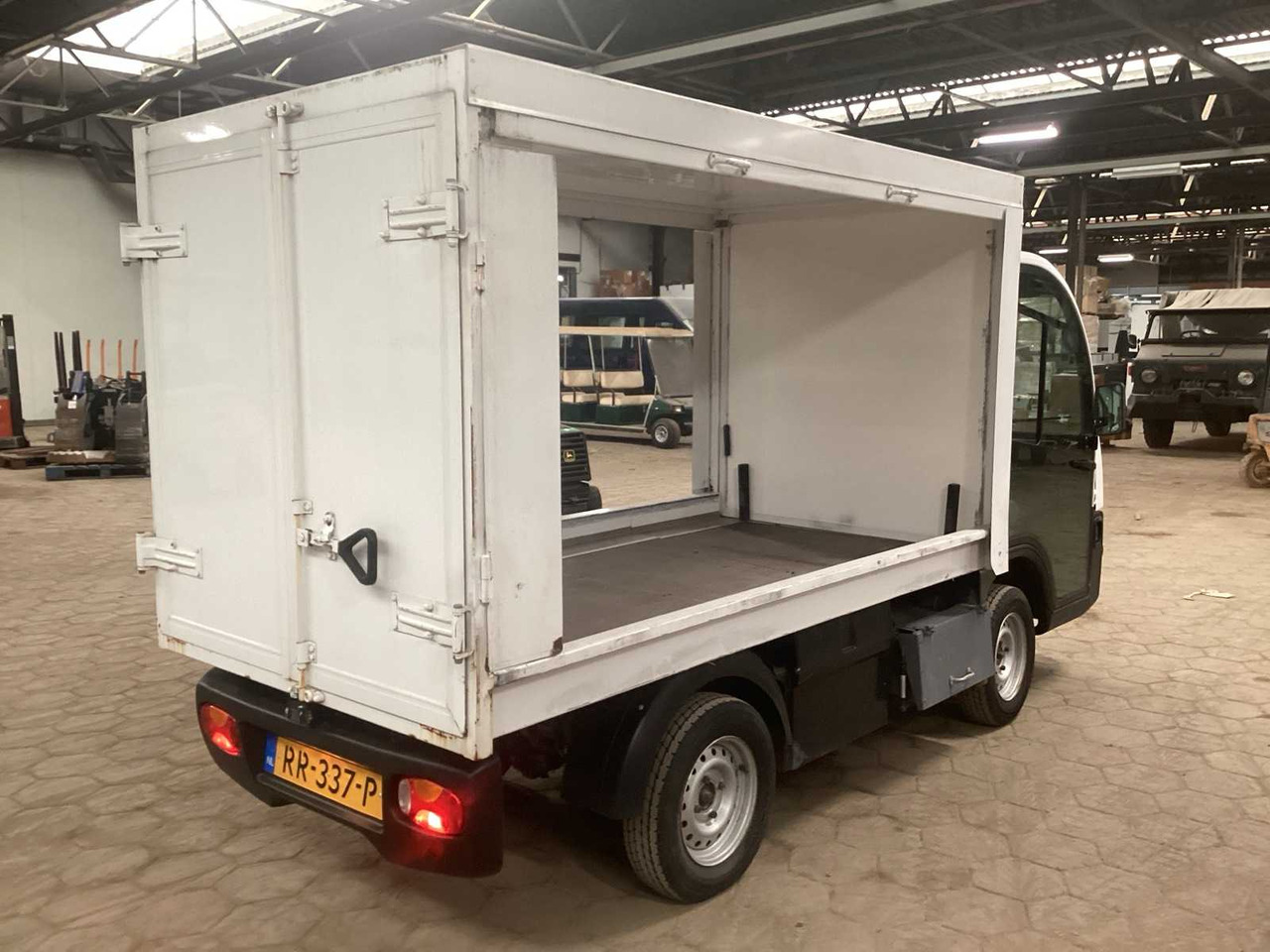 2015 MEGA RM COMMERCIAL VEHICLE - Фургон: фото 3 2015 MEGA RM COMMERCIAL VEHICLE - Фургон: фото 3