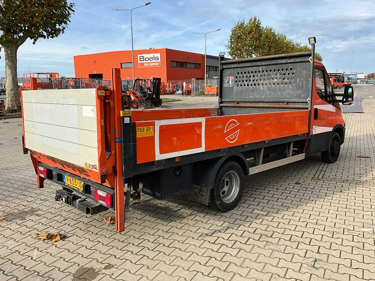 2017 IVECO DAILY 35-140 FLATBED TRUCK - Фургон: фото 3 2017 IVECO DAILY 35-140 FLATBED TRUCK - Фургон: фото 3