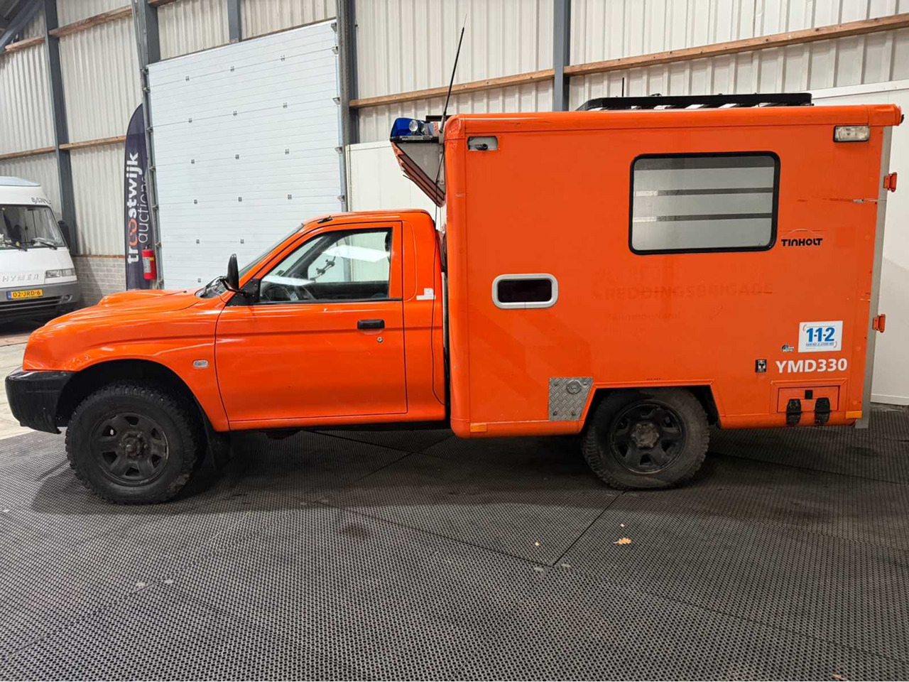 MITSUBISHI - L 200 - 4X4 - EX RESCUE BRIGADE - COMMERCIAL VEHICLE - 2006 - Фургон: фото 4 MITSUBISHI - L 200 - 4X4 - EX RESCUE BRIGADE - COMMERCIAL VEHICLE - 2006 - Фургон: фото 4