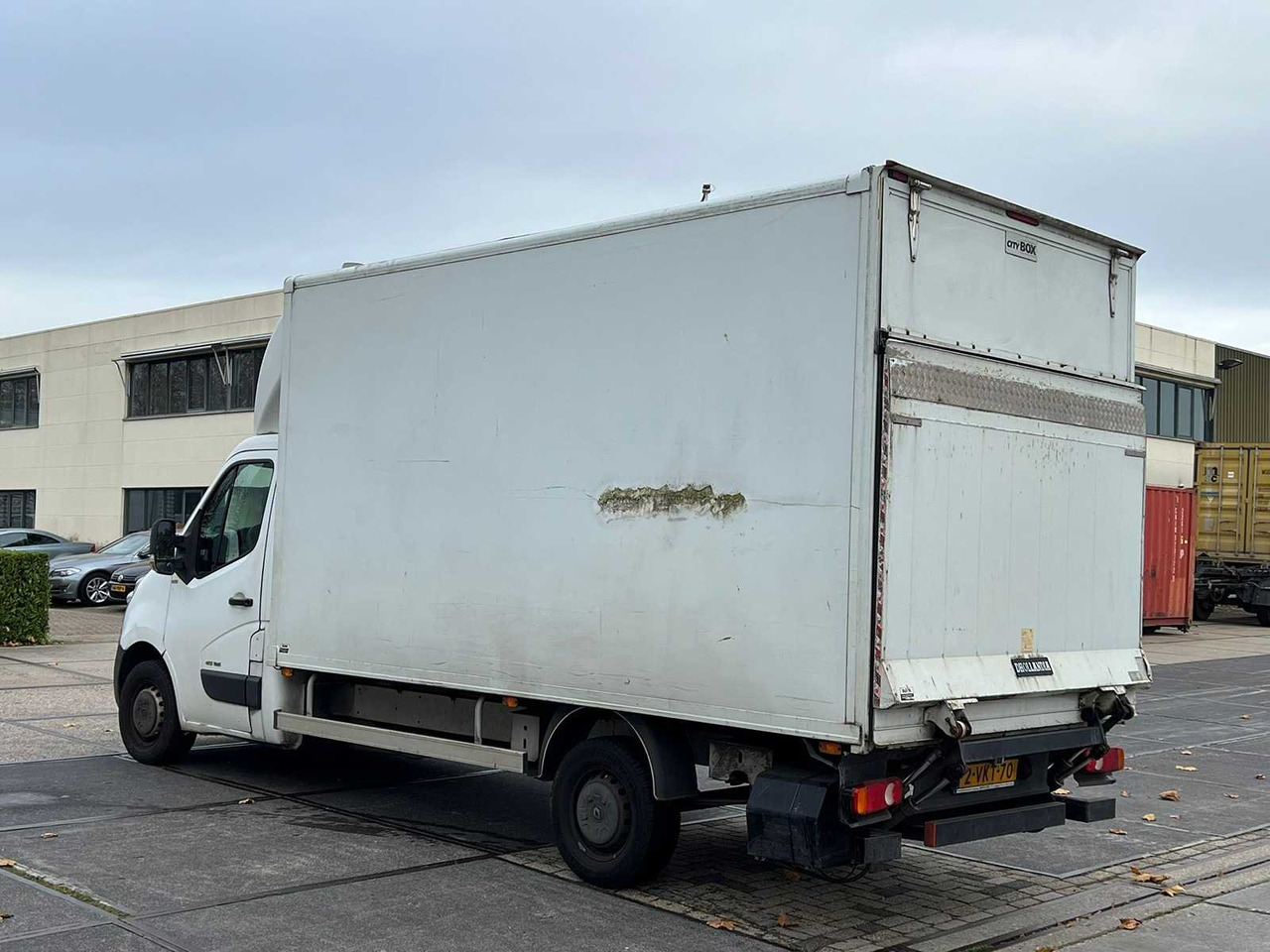 RENAULT MASTER T35 2.3 DCI L3H3 | 2-VKT-70 - Фургон: фото 4 RENAULT MASTER T35 2.3 DCI L3H3 | 2-VKT-70 - Фургон: фото 4