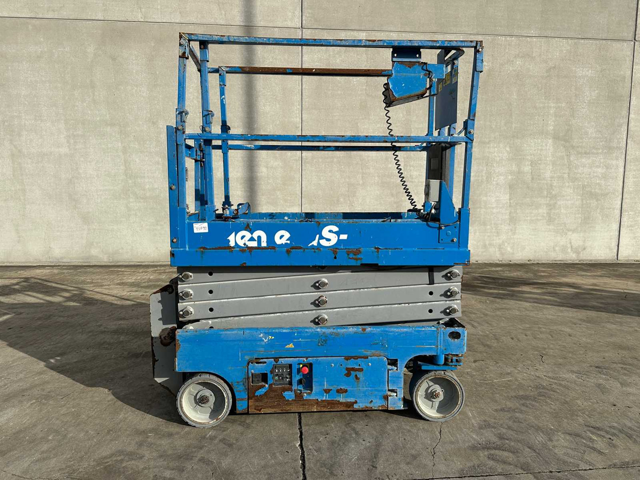 Подъёмник GENIE - 2014 - GS-1930 - AERIAL PLATFORM - SCISSOR LIFT: фото 6