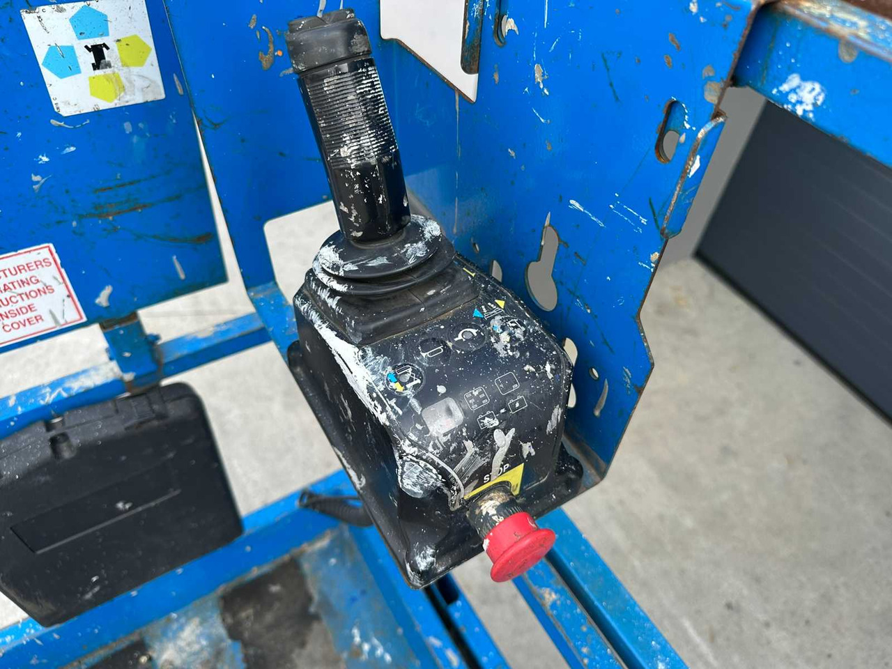 Подъёмник GENIE - GS-2632 - AERIAL WORK PLATFORMS - 2010: фото 11 Подъёмник GENIE - GS-2632 - AERIAL WORK PLATFORMS - 2010: фото 11