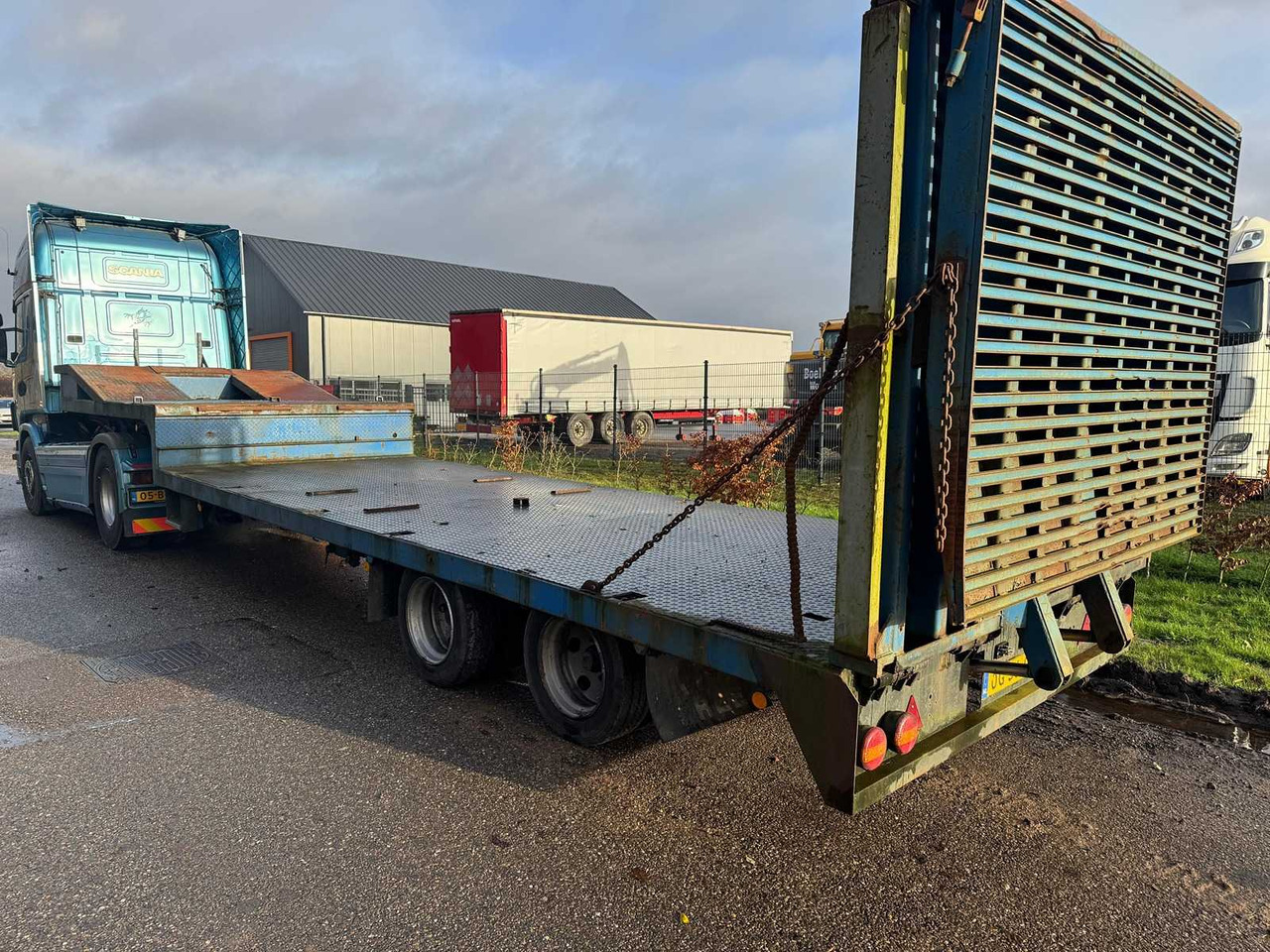 2005 - SCANIA - V8 - R580 - TRUCK WITH KWB LOWLOADER (COMBINATION LOT 3 AND 28) - Грузовик: фото 2 2005 - SCANIA - V8 - R580 - TRUCK WITH KWB LOWLOADER (COMBINATION LOT 3 AND 28) - Грузовик: фото 2