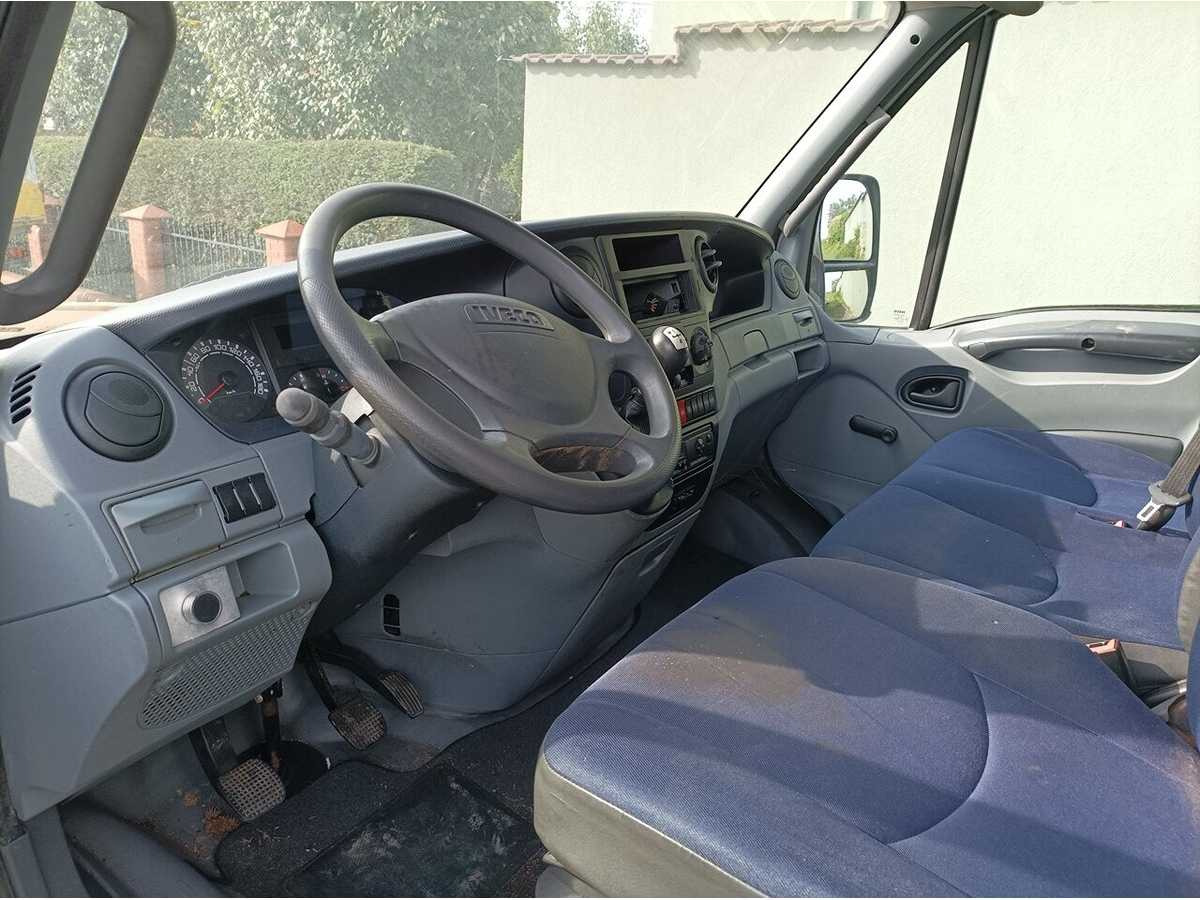 Грузовик IVECO CNG IZOTERMA 65 C14 DELIVERY TRUCK: фото 9