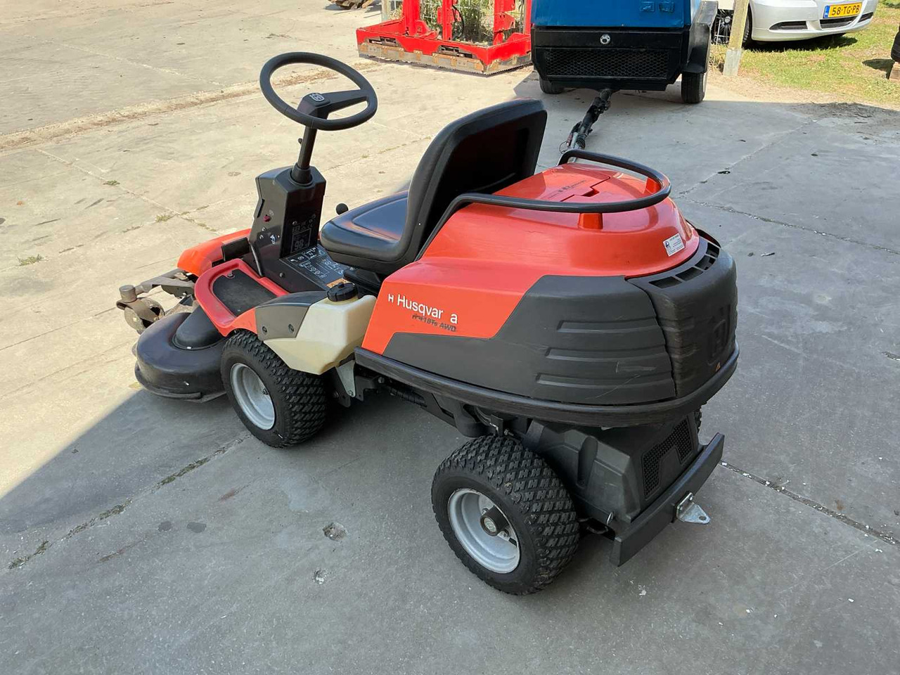 Husqvarna R 418Ts - Газонокосилка: фото 4 Husqvarna R 418Ts - Газонокосилка: фото 4