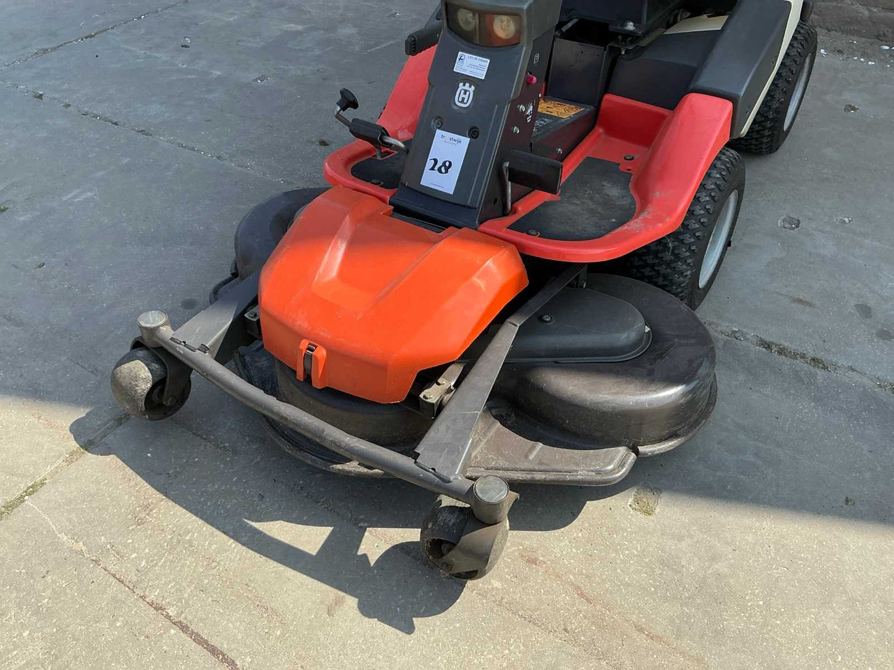 Husqvarna R 418Ts - Газонокосилка: фото 5 Husqvarna R 418Ts - Газонокосилка: фото 5