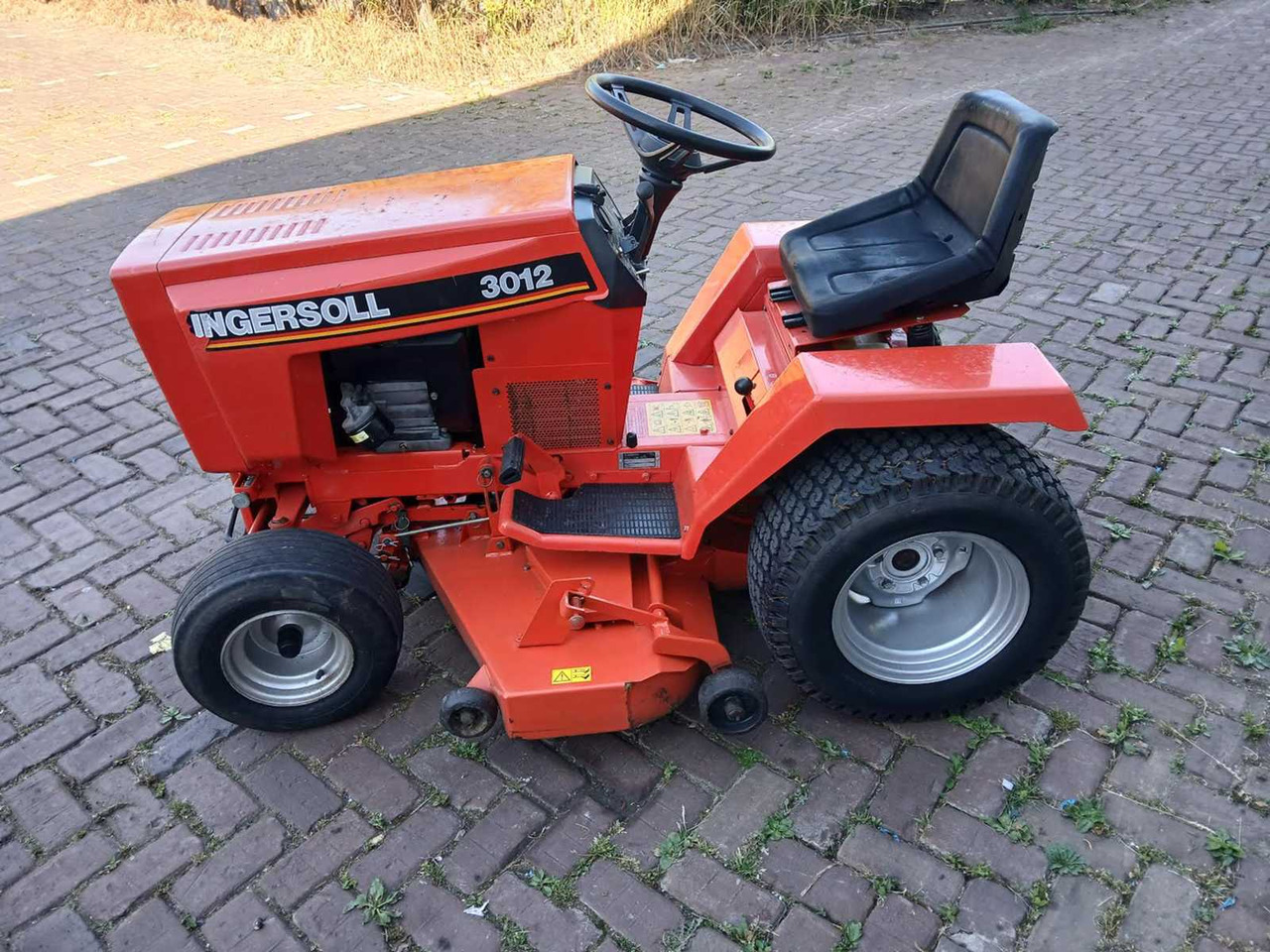 Ingersoll 3012 - Газонокосилка: фото 3 Ingersoll 3012 - Газонокосилка: фото 3