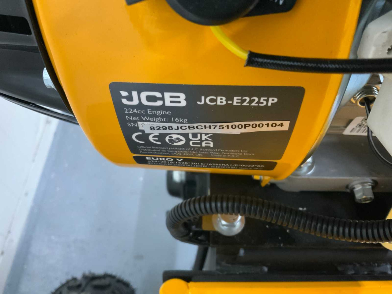 Измельчитель древесины JCB CH75100P: фото 6