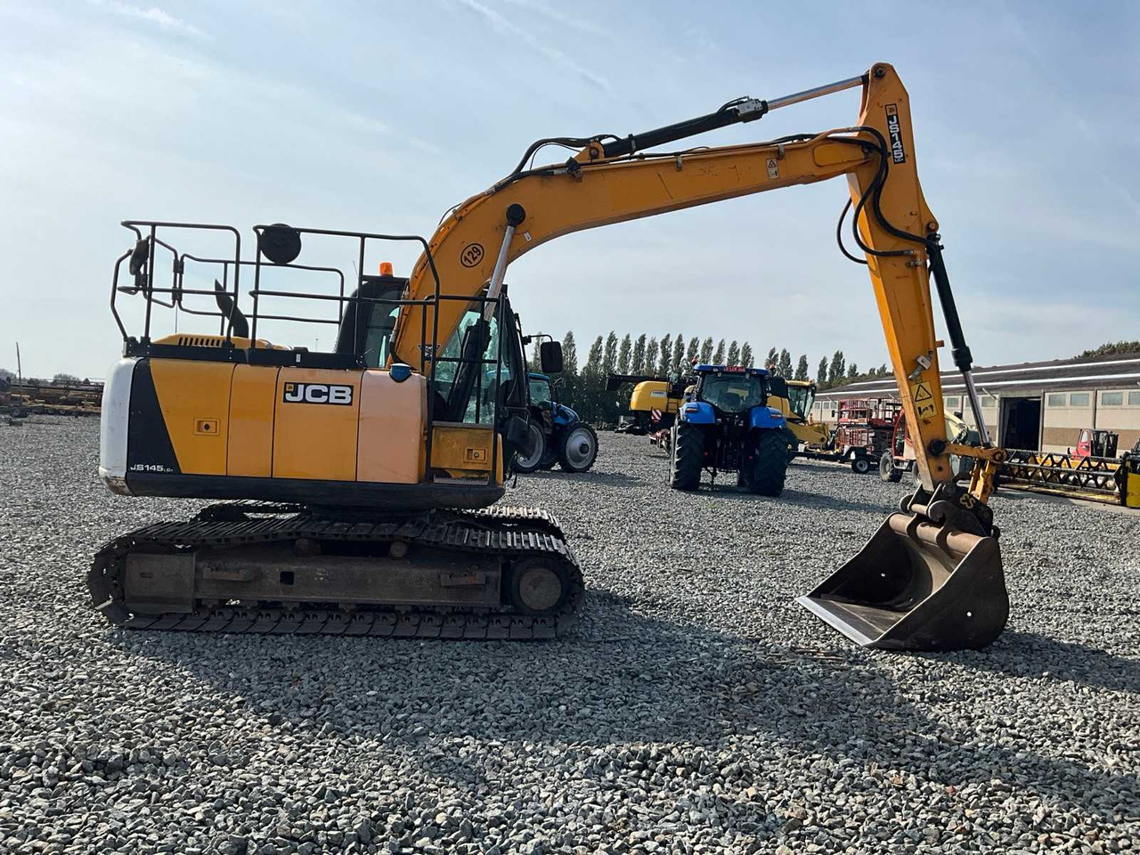 JCB JS145lc - Гусеничный экскаватор: фото 4 JCB JS145lc - Гусеничный экскаватор: фото 4