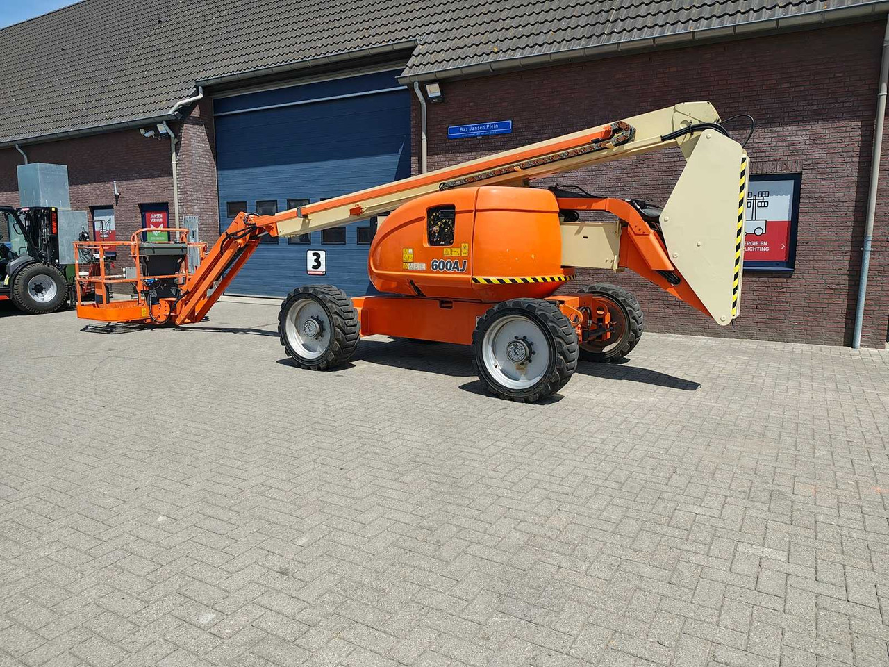 JLG 600AJ - Подъёмник: фото 3 JLG 600AJ - Подъёмник: фото 3