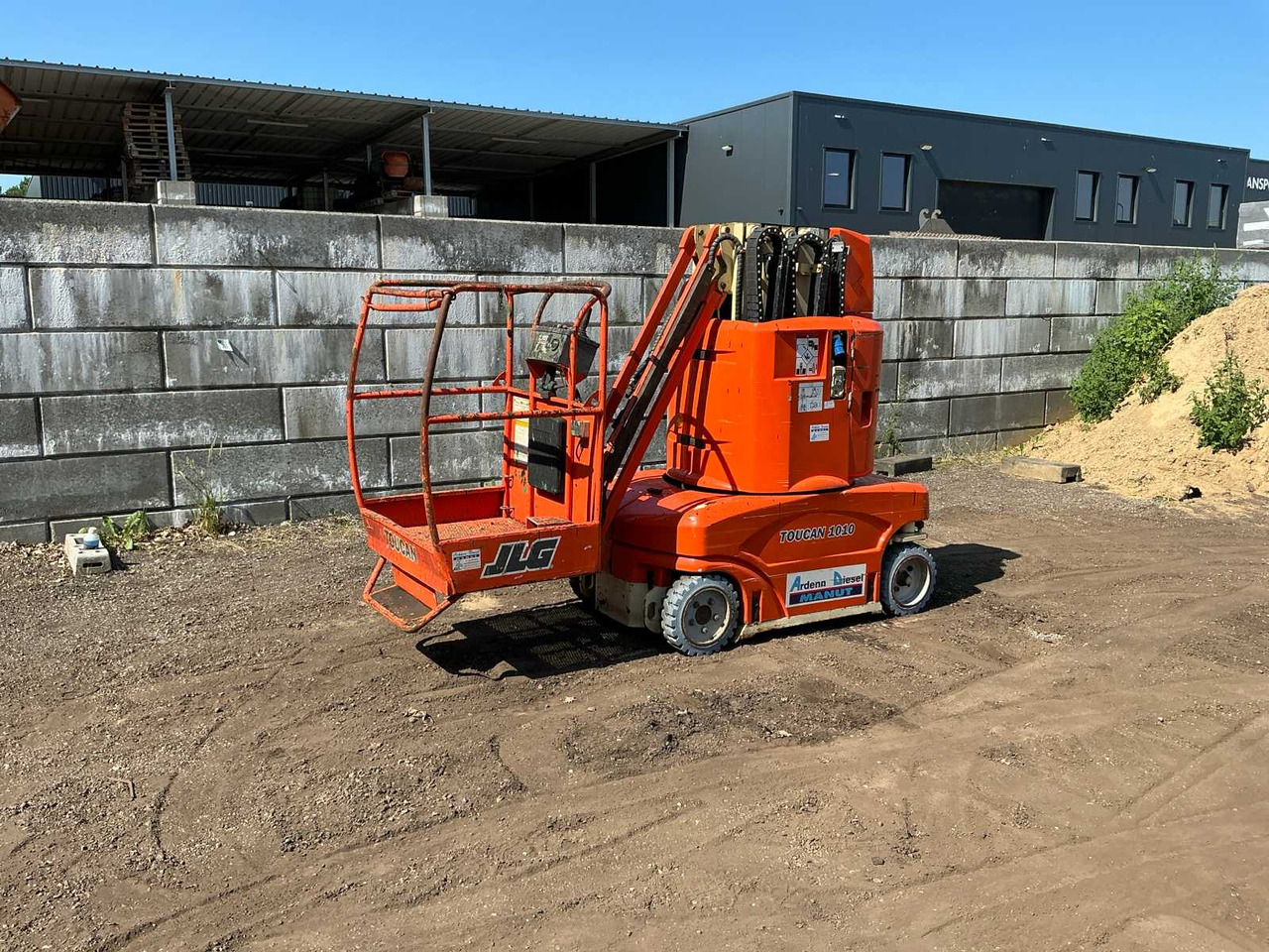JLG Toucan1010 - Подъёмник: фото 1 JLG Toucan1010 - Подъёмник: фото 1