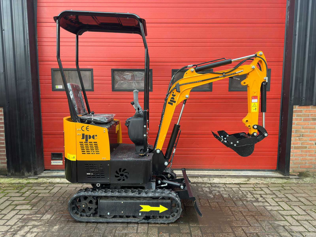 JPC HT12 Geel - Мини-экскаватор: фото 1 JPC HT12 Geel - Мини-экскаватор: фото 1