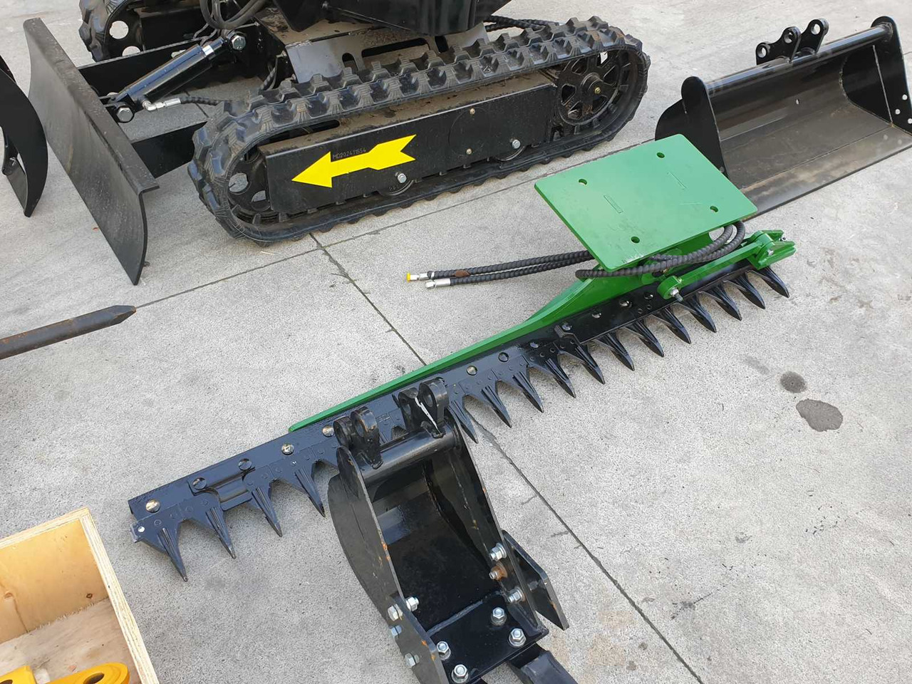 Мини-экскаватор JPC HT12 MINI EXCAVATOR WITH ATTACHMENTS: фото 6 Мини-экскаватор JPC HT12 MINI EXCAVATOR WITH ATTACHMENTS: фото 6