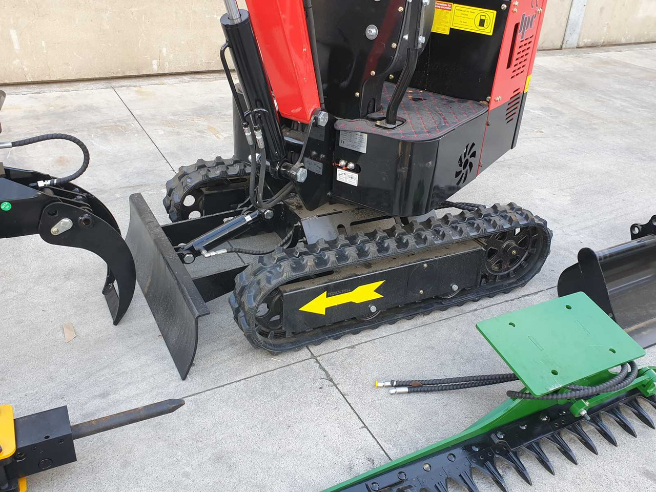 Мини-экскаватор JPC HT12 MINI EXCAVATOR WITH ATTACHMENTS: фото 12 Мини-экскаватор JPC HT12 MINI EXCAVATOR WITH ATTACHMENTS: фото 12