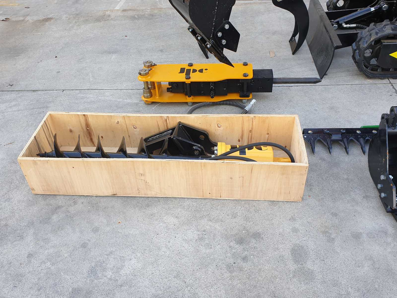 Мини-экскаватор JPC HT12 MINI EXCAVATOR WITH ATTACHMENTS: фото 8 Мини-экскаватор JPC HT12 MINI EXCAVATOR WITH ATTACHMENTS: фото 8