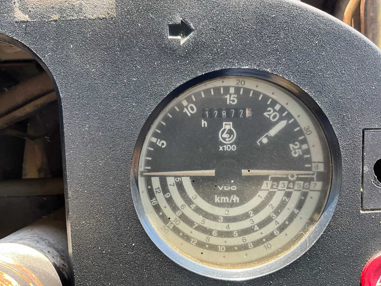 Трактор John Deere 3650: фото 27