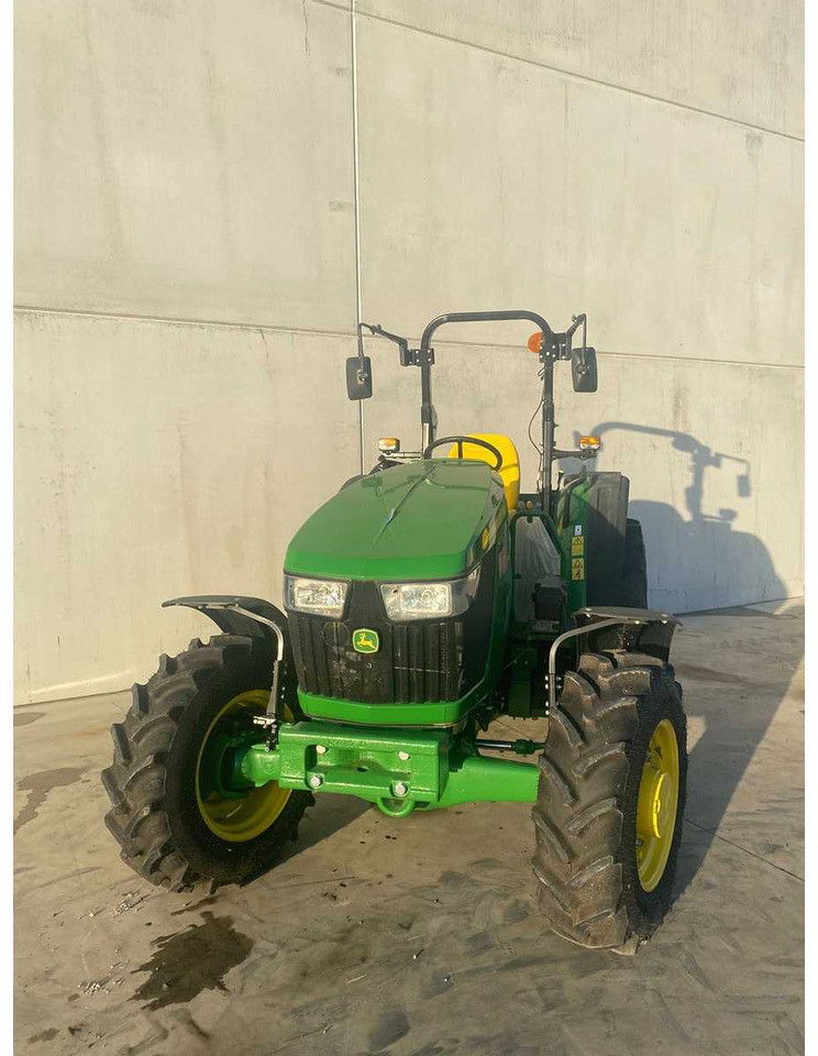 John Deere 5050E - Трактор: фото 2 John Deere 5050E - Трактор: фото 2