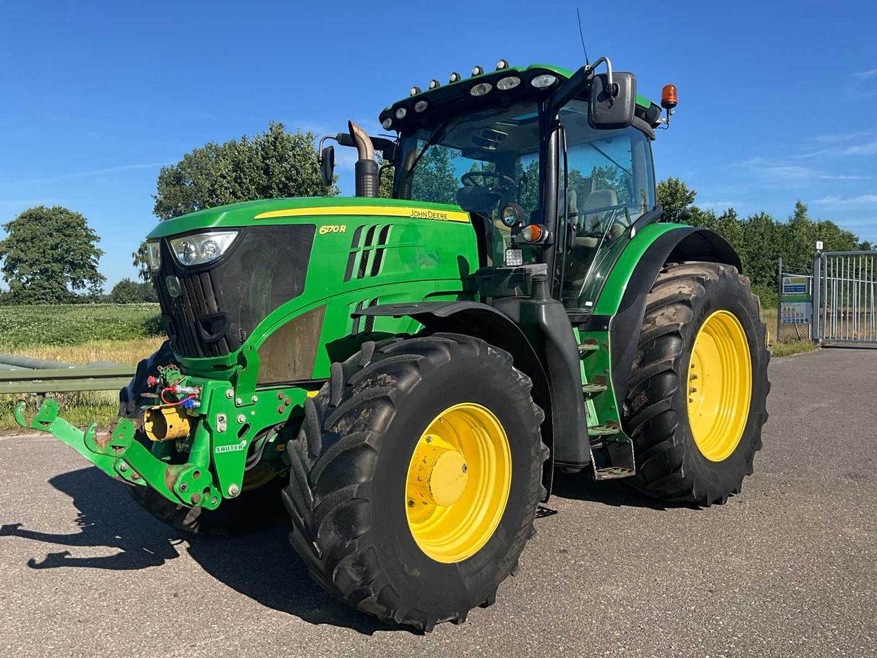 John deere 6170 R - Трактор: фото 1 John deere 6170 R - Трактор: фото 1