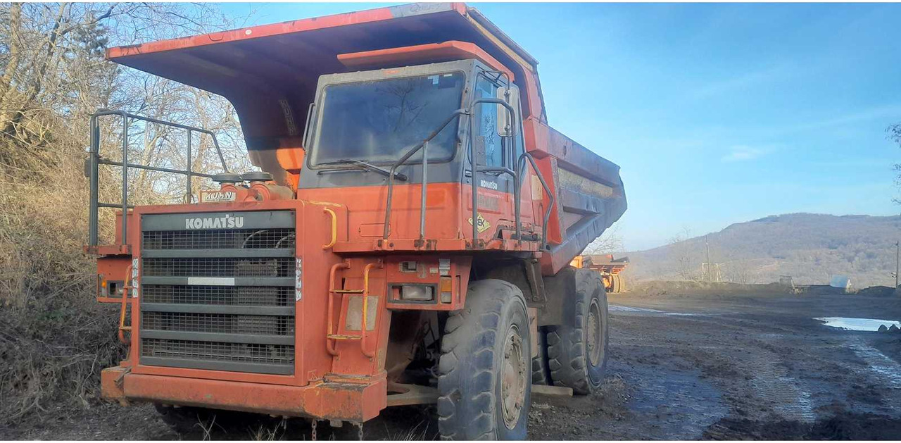 KOMATSU KOMATSU - HD405-6 - DUMPER TRUCK - 2000 - Внедорожный самосвал: фото 1 KOMATSU KOMATSU - HD405-6 - DUMPER TRUCK - 2000 - Внедорожный самосвал: фото 1
