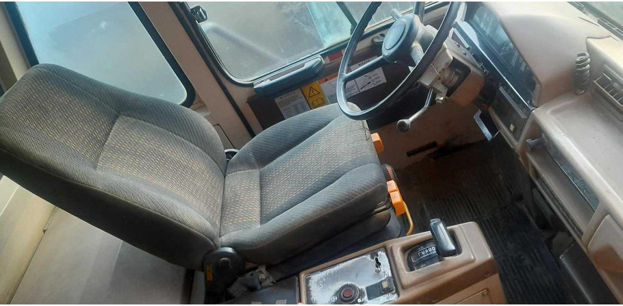 KOMATSU KOMATSU - HD405-6 - DUMPER TRUCK - 2000 - Внедорожный самосвал: фото 5 KOMATSU KOMATSU - HD405-6 - DUMPER TRUCK - 2000 - Внедорожный самосвал: фото 5