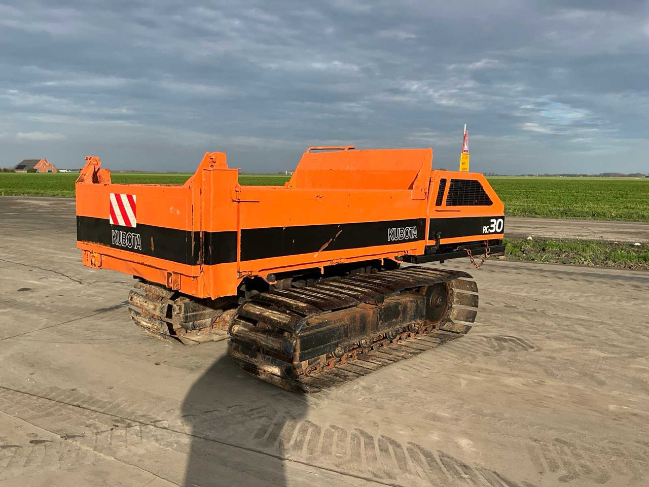 KUBOTA RC-30 TRACKED DUMPER - Мини-самосвал: фото 2 KUBOTA RC-30 TRACKED DUMPER - Мини-самосвал: фото 2