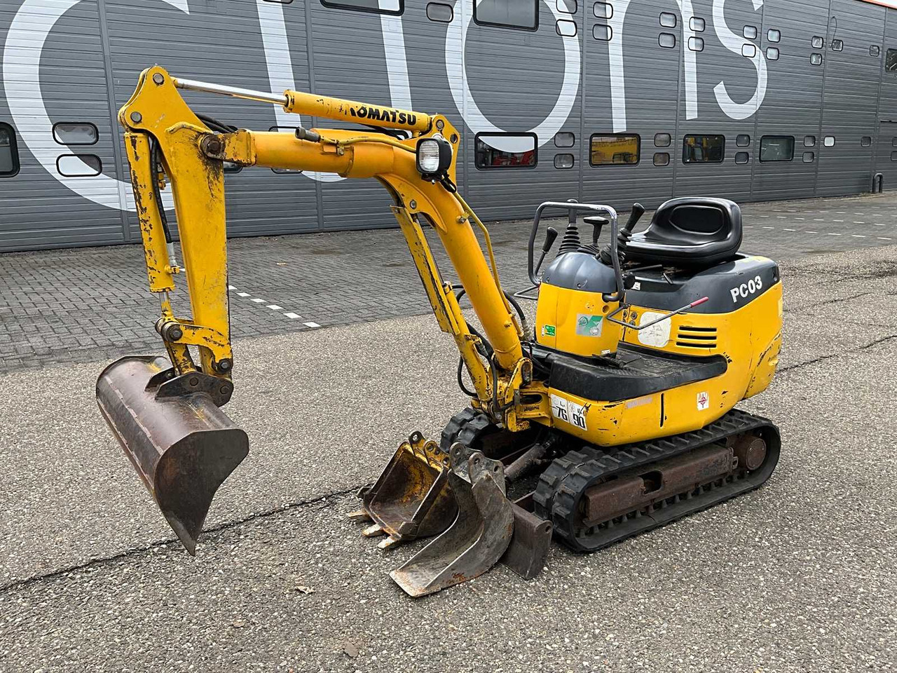 Komatsu PC03 - Мини-экскаватор: фото 1 Komatsu PC03 - Мини-экскаватор: фото 1