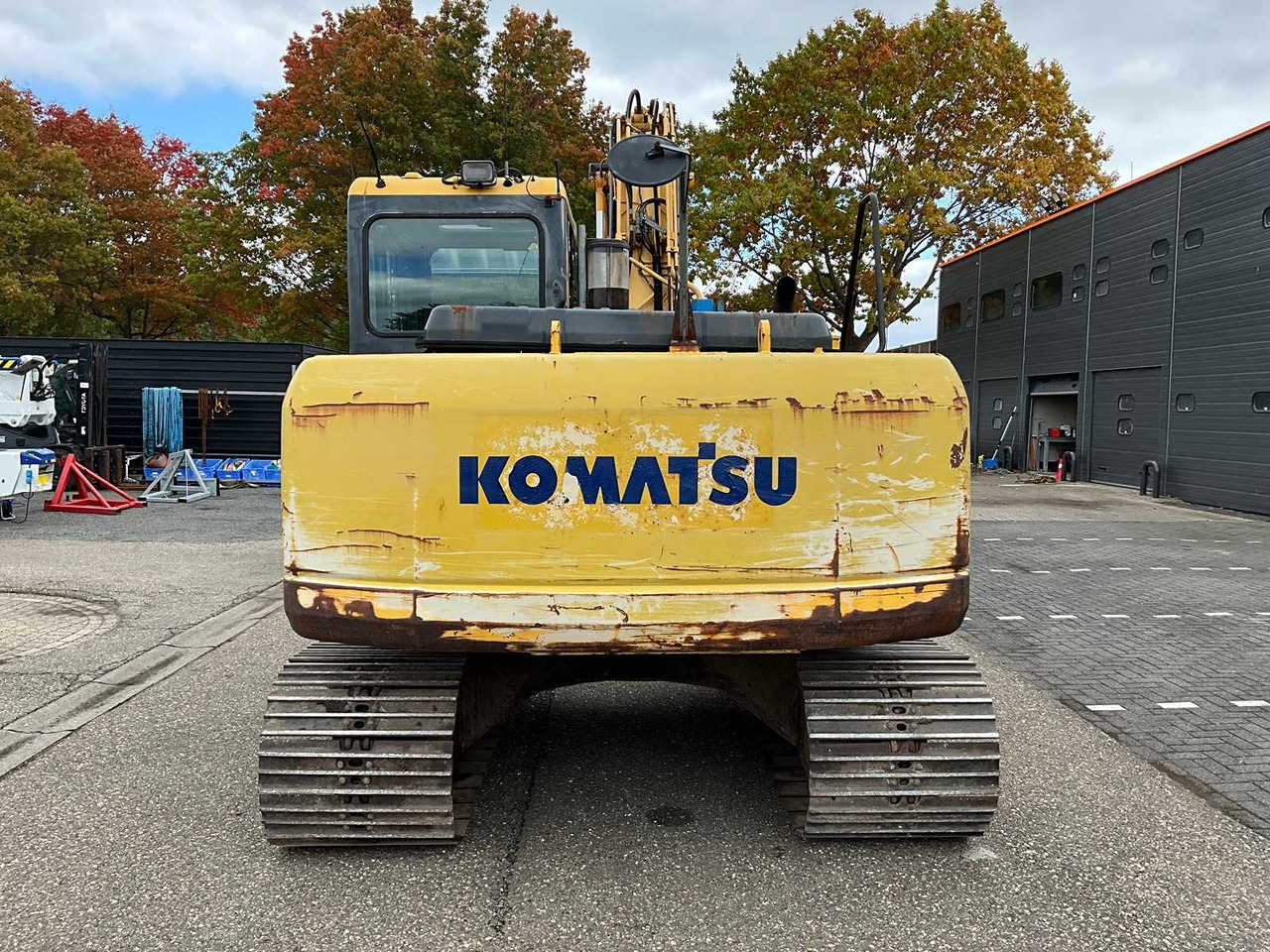 Komatsu PC130-7 - Гусеничный экскаватор: фото 4 Komatsu PC130-7 - Гусеничный экскаватор: фото 4