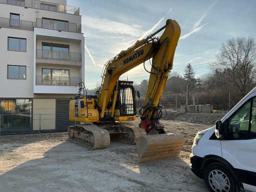 Komatsu PC170LC-10 - Гусеничный экскаватор: фото 2 Komatsu PC170LC-10 - Гусеничный экскаватор: фото 2