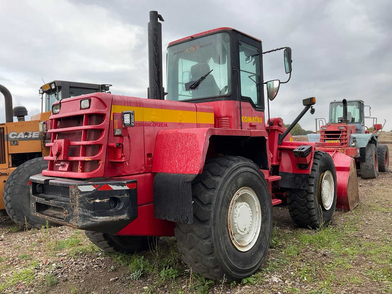 Komatsu WA270 - Колёсный погрузчик: фото 3 Komatsu WA270 - Колёсный погрузчик: фото 3