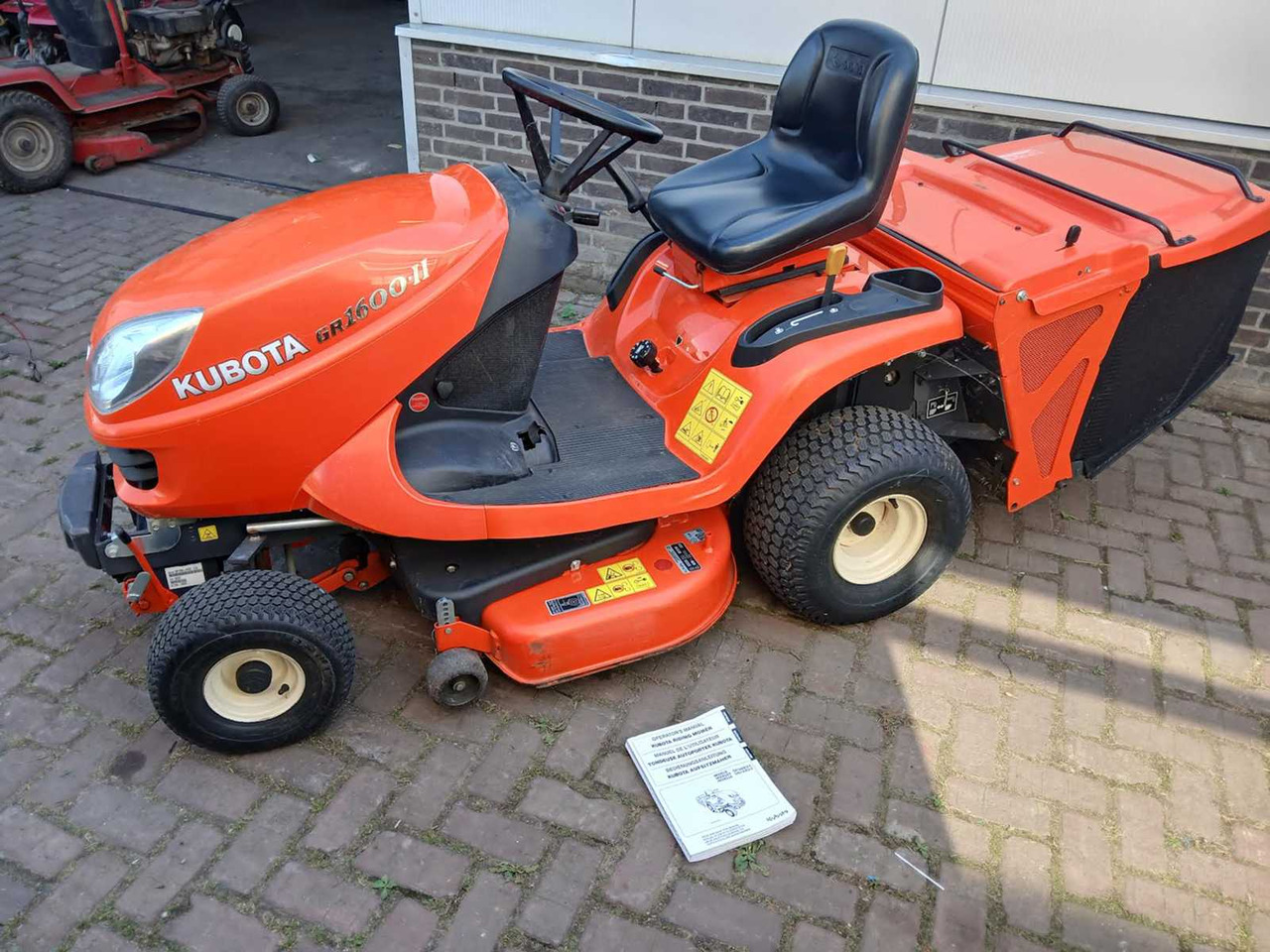 Kubota Gr1600 - Газонокосилка: фото 2 Kubota Gr1600 - Газонокосилка: фото 2