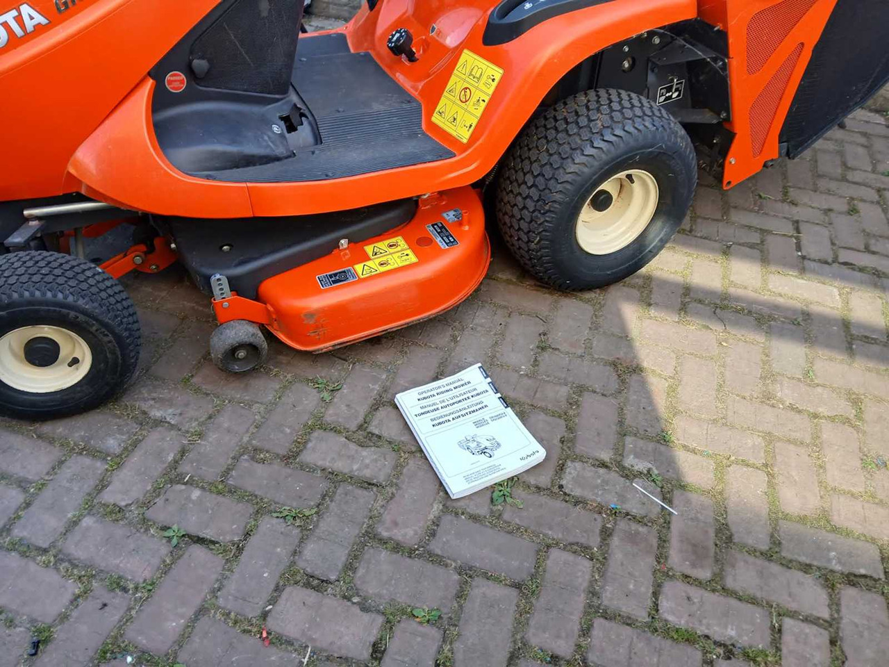 Kubota Gr1600 - Газонокосилка: фото 3 Kubota Gr1600 - Газонокосилка: фото 3