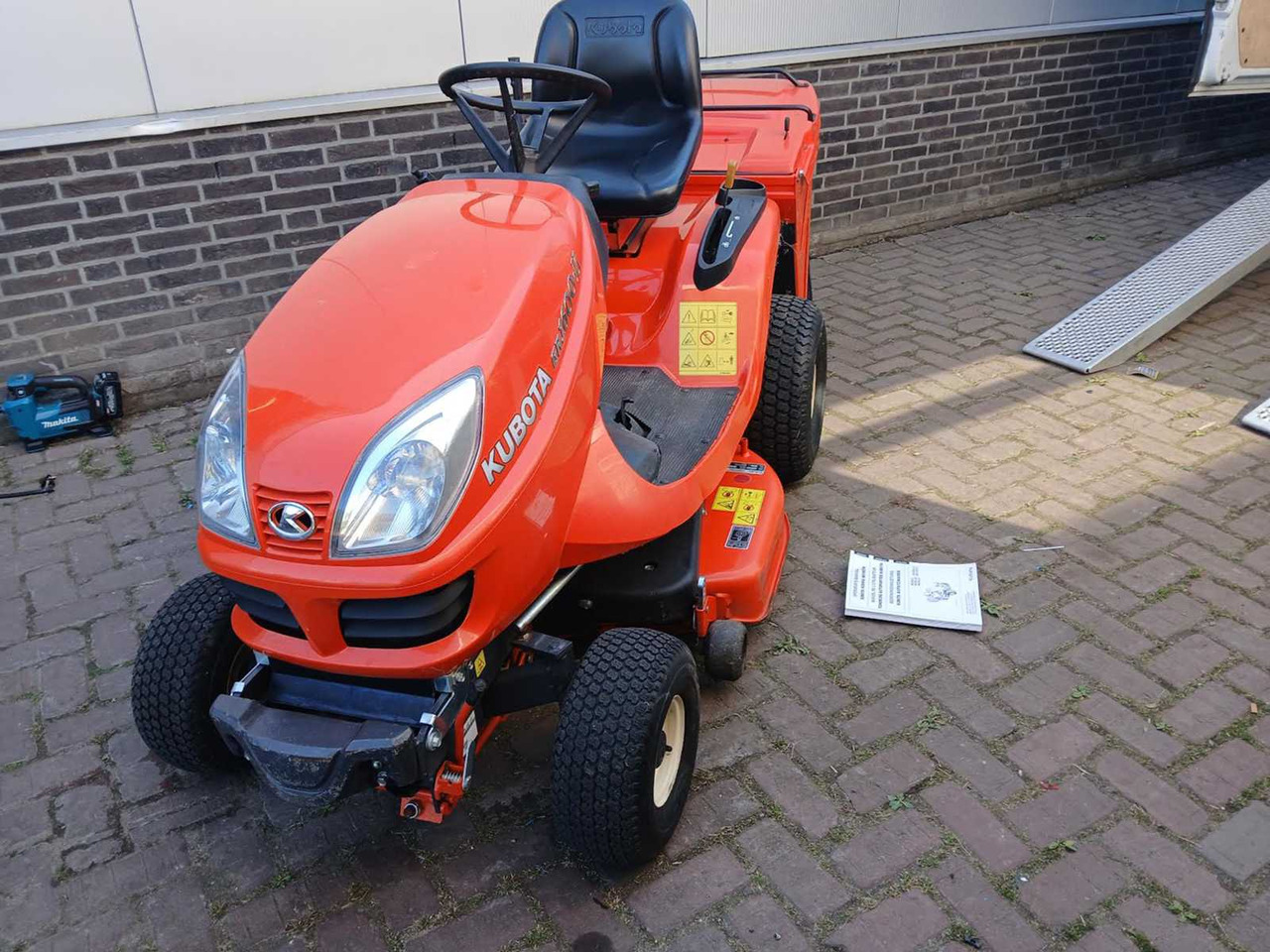 Kubota Gr1600 - Газонокосилка: фото 1 Kubota Gr1600 - Газонокосилка: фото 1