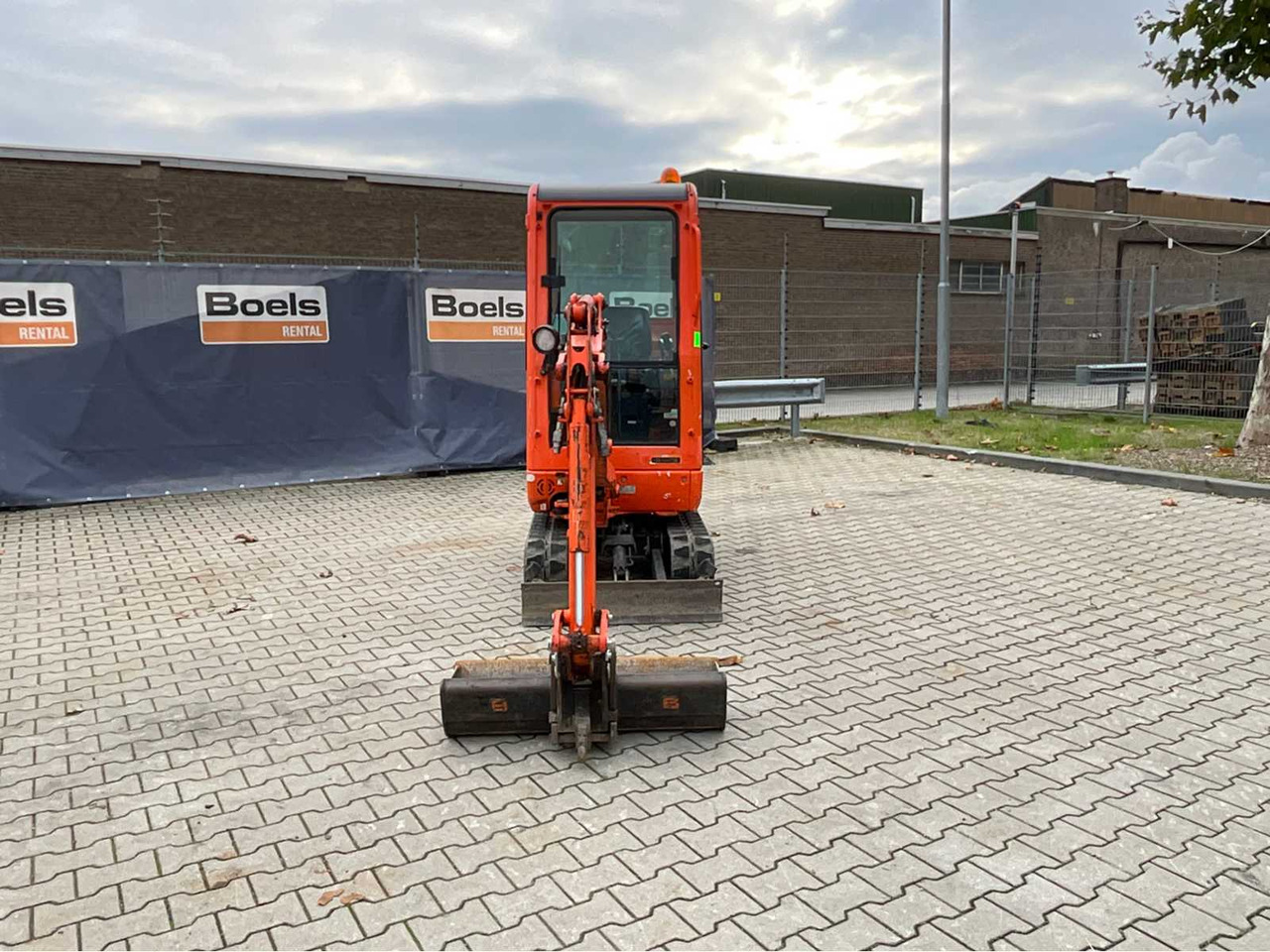 Kubota KX016-4G - Мини-экскаватор: фото 3 Kubota KX016-4G - Мини-экскаватор: фото 3