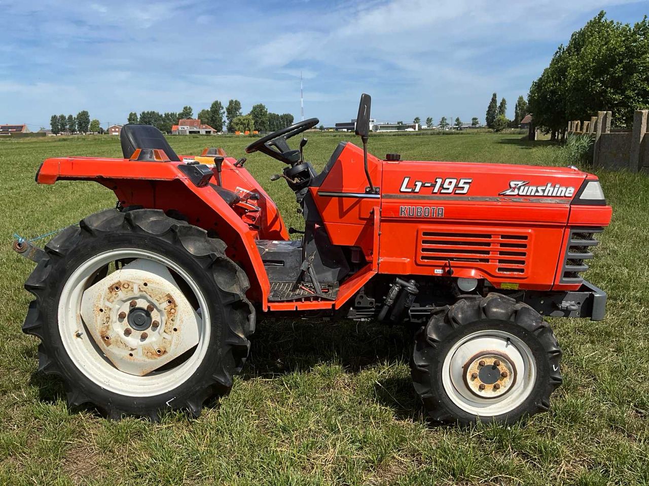 Kubota L1-195 - Минитрактор: фото 4 Kubota L1-195 - Минитрактор: фото 4