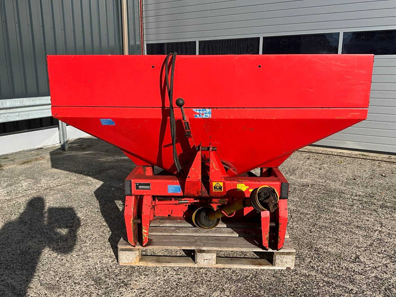 Kuhn MDS 701 - Разбрасыватель удобрений: фото 2 Kuhn MDS 701 - Разбрасыватель удобрений: фото 2