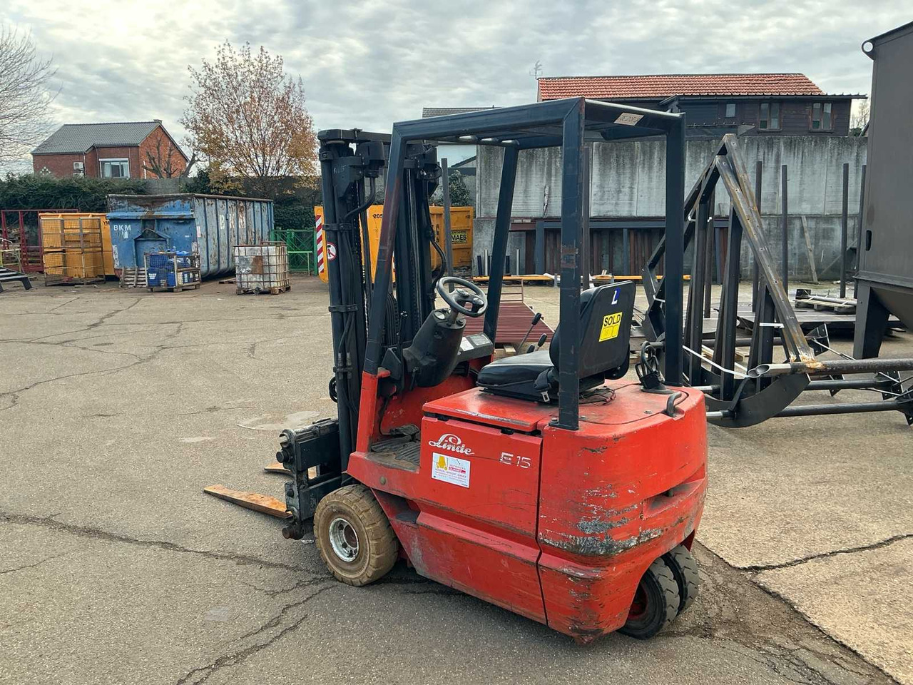 LINDE E15 FORKLIFT - Вилочный погрузчик: фото 3 LINDE E15 FORKLIFT - Вилочный погрузчик: фото 3