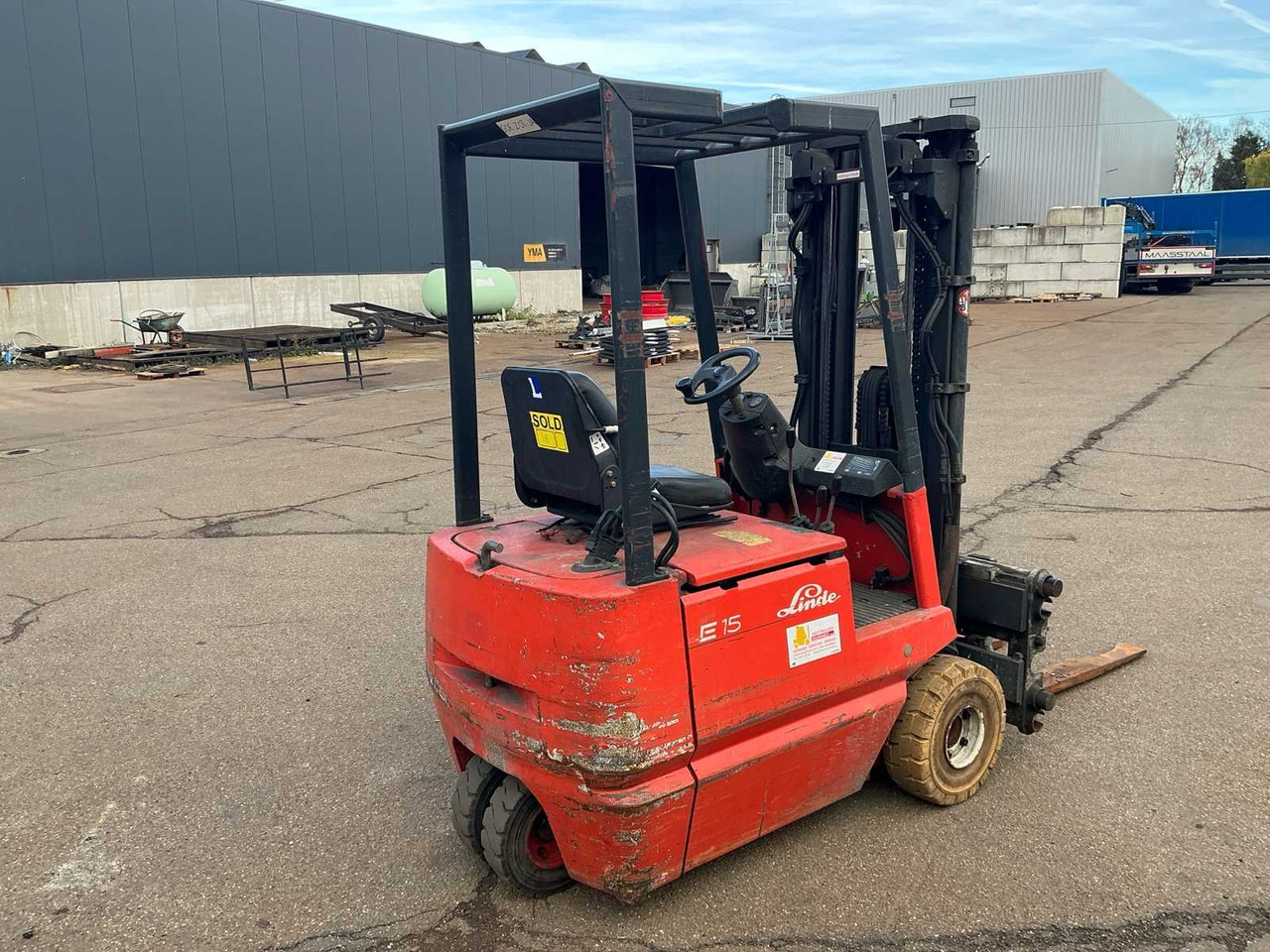 LINDE E15 FORKLIFT - Вилочный погрузчик: фото 5 LINDE E15 FORKLIFT - Вилочный погрузчик: фото 5