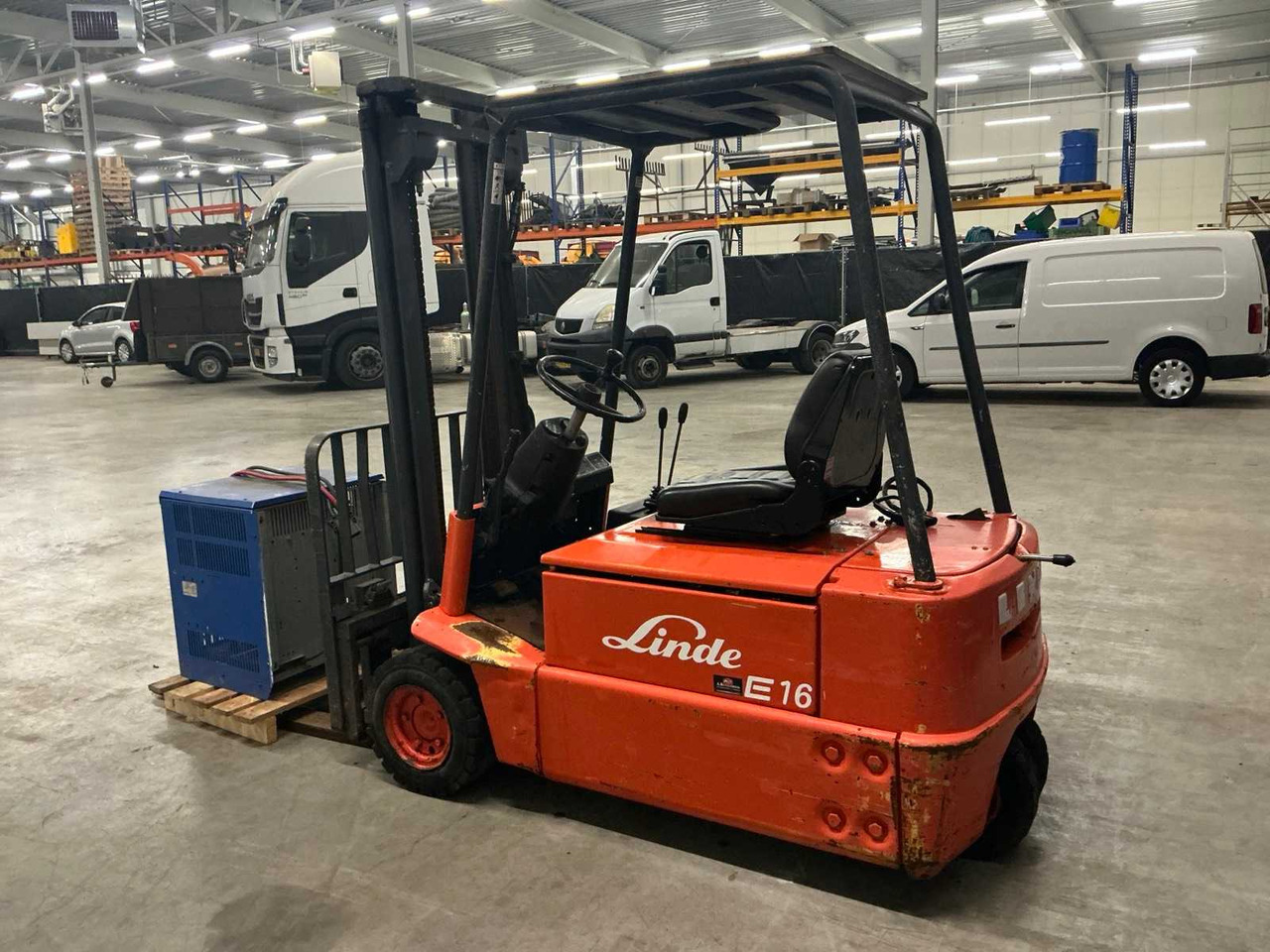 Вилочный погрузчик LINDE E16 FORKLIFT: фото 7 Вилочный погрузчик LINDE E16 FORKLIFT: фото 7